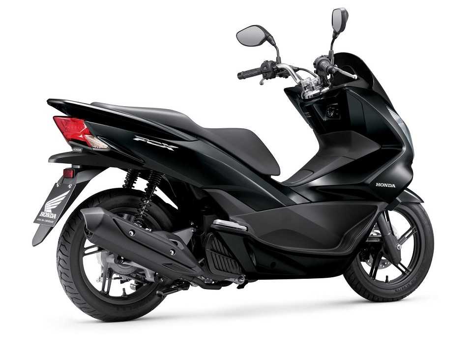 HondaPCX 150 2016 - 3/4 traseira