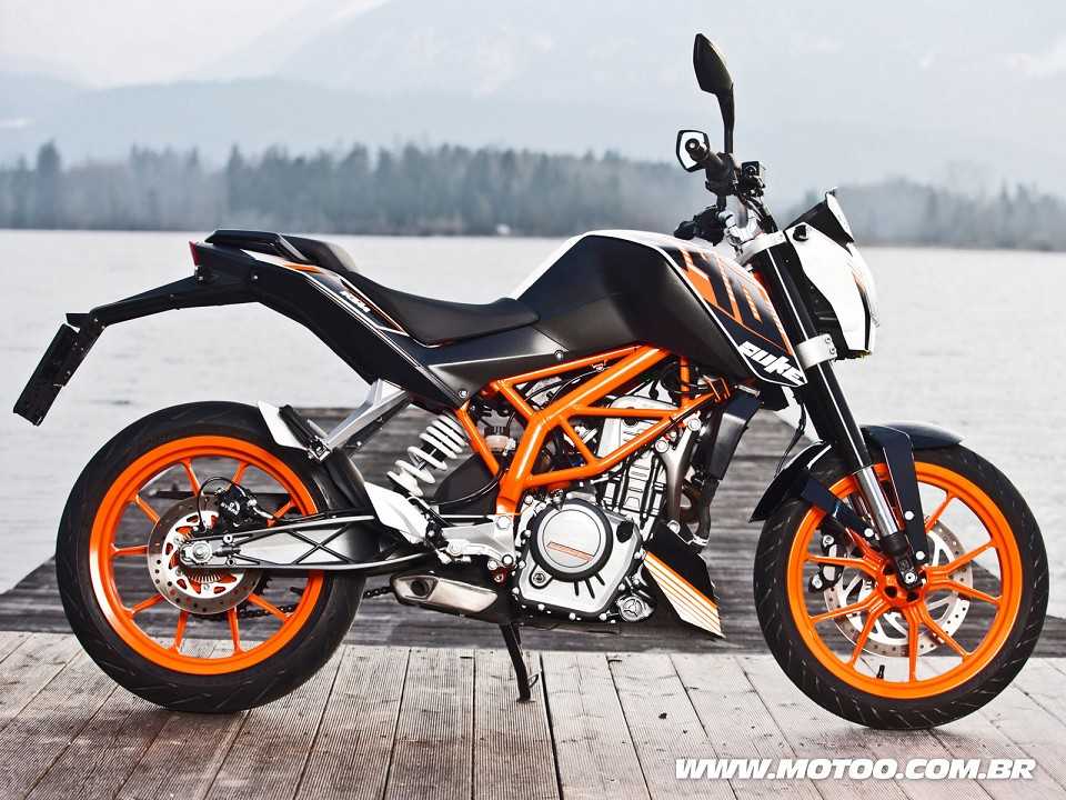 KTM390 Duke 2016 - lateral