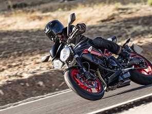 Street Triple