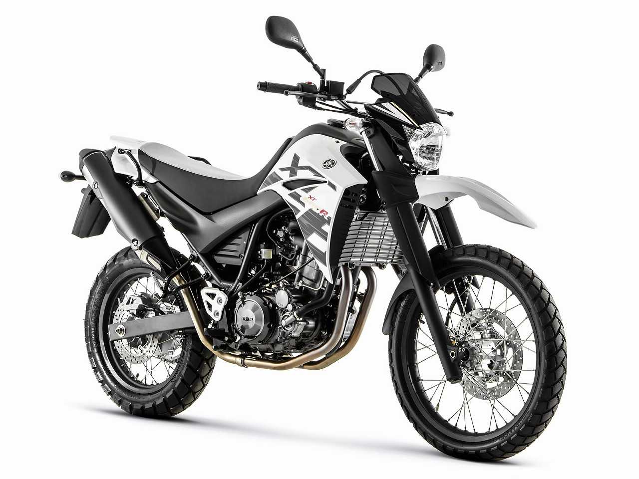 YamahaXT660 2015 - 3/4 frente