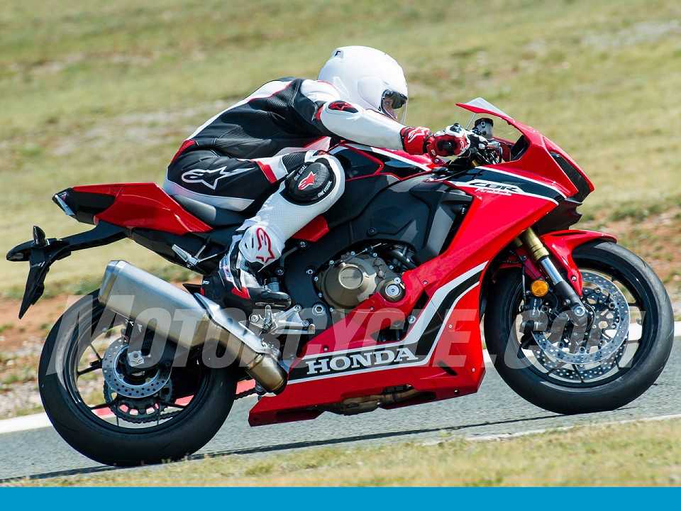 A nova Honda CBR 1000RR  flagrada num circuito na Europa: superesportiva vir cheia de eletrnica embarcada