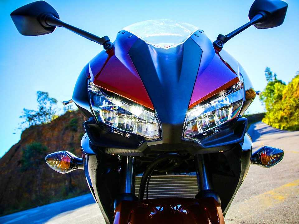 HondaCBR 500R 2016 - frente