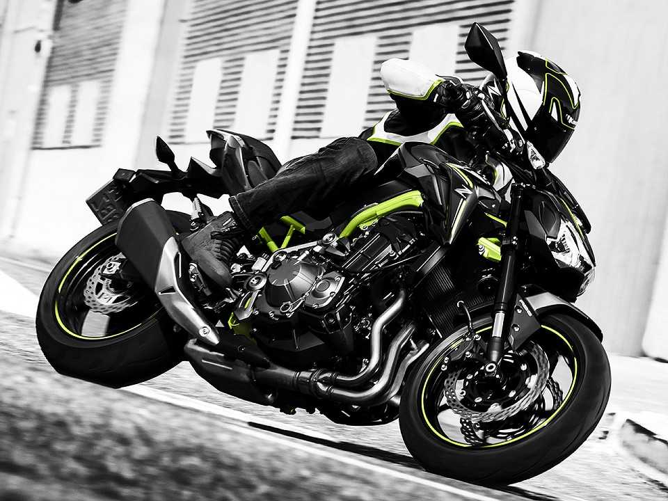 KawasakiZ900 2018 - 3/4 frente