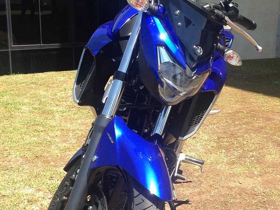 YamahaFazer FZ25 2018 - frente