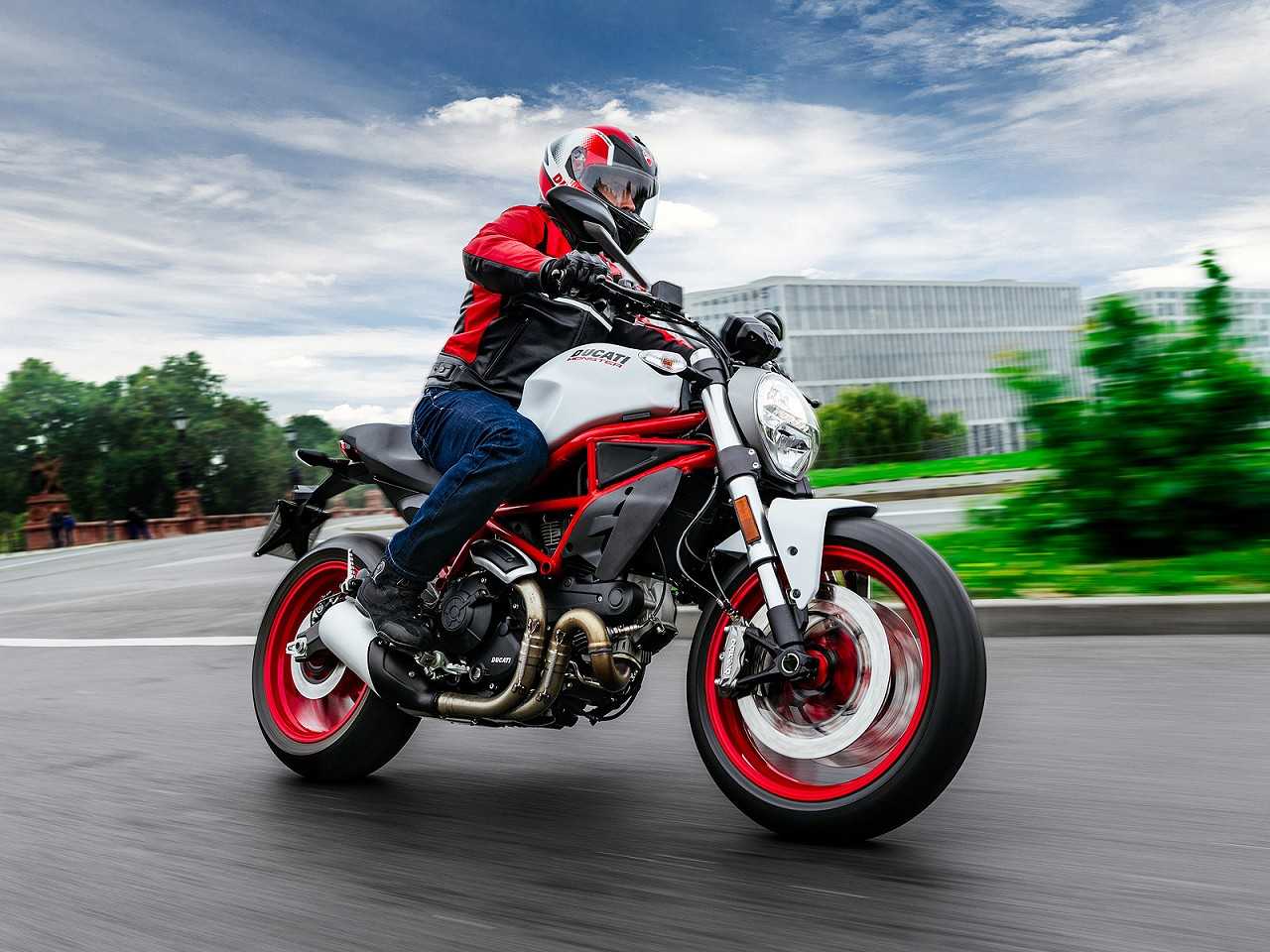 DucatiMonster 797 2017 - 3/4 frente