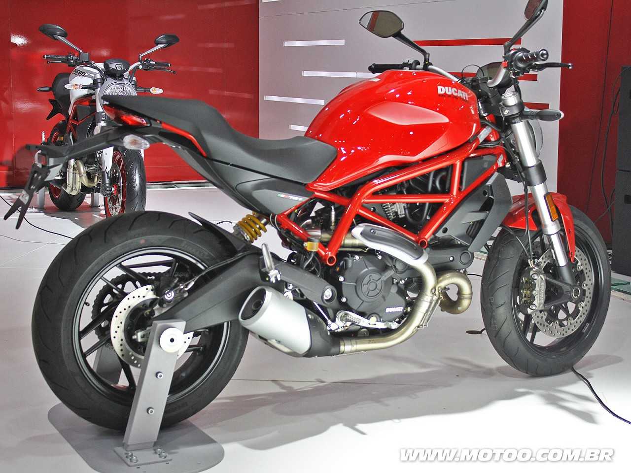 DucatiMonster 797 2018 - 3/4 traseira