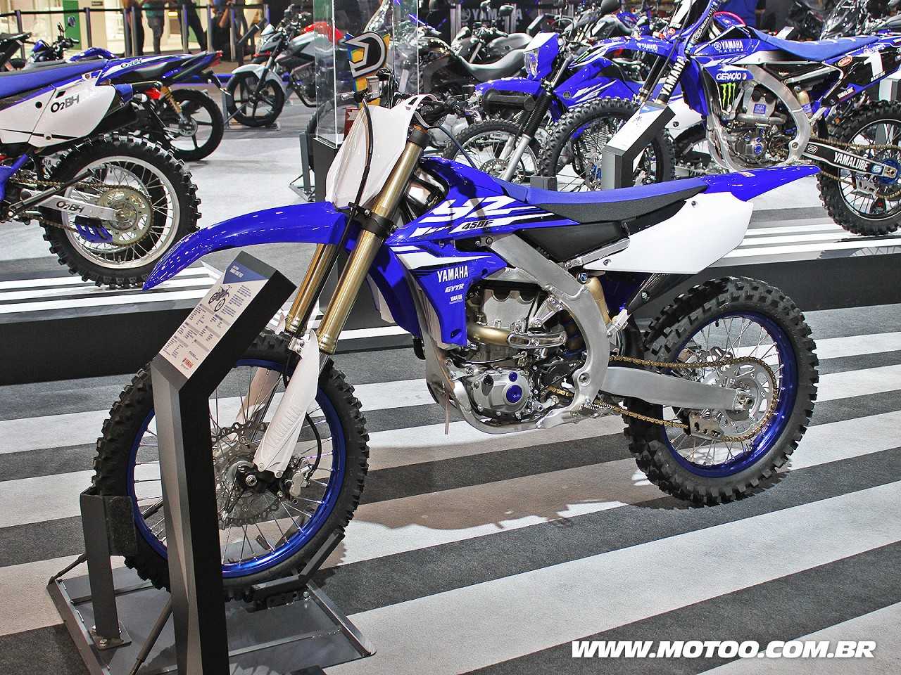 YamahaYZ 450F 2018 - 3/4 frente