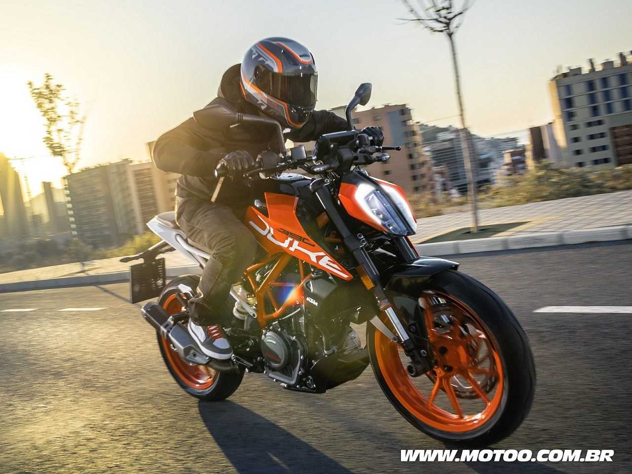 KTM390 Duke 2017 - 3/4 frente