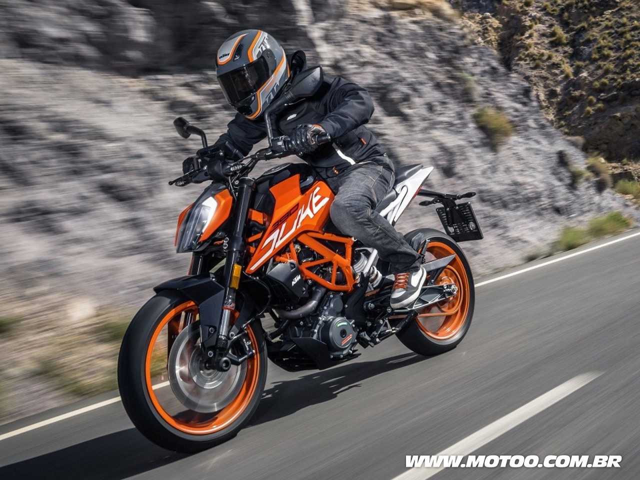 KTM390 Duke 2017 - 3/4 frente