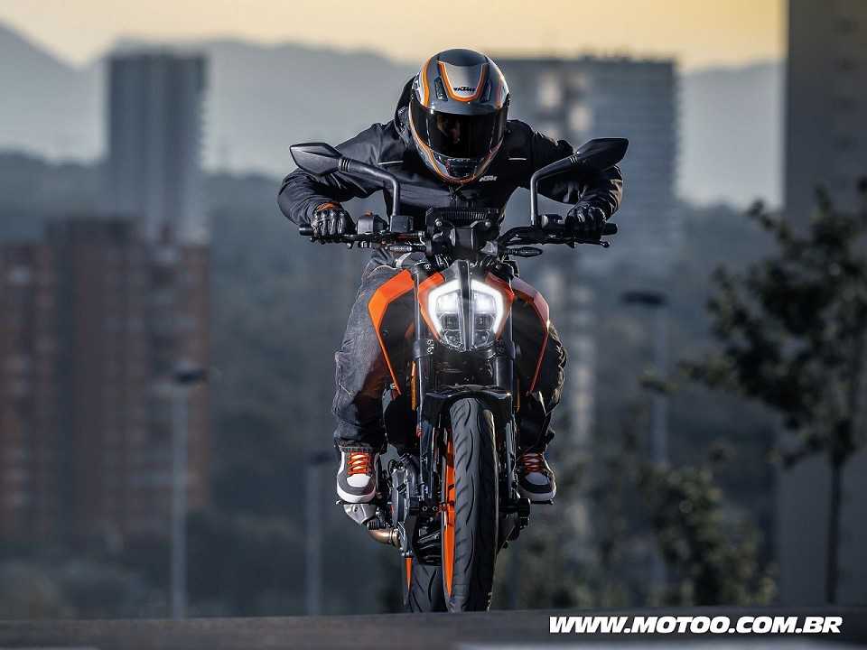 KTM390 Duke 2017 - frente