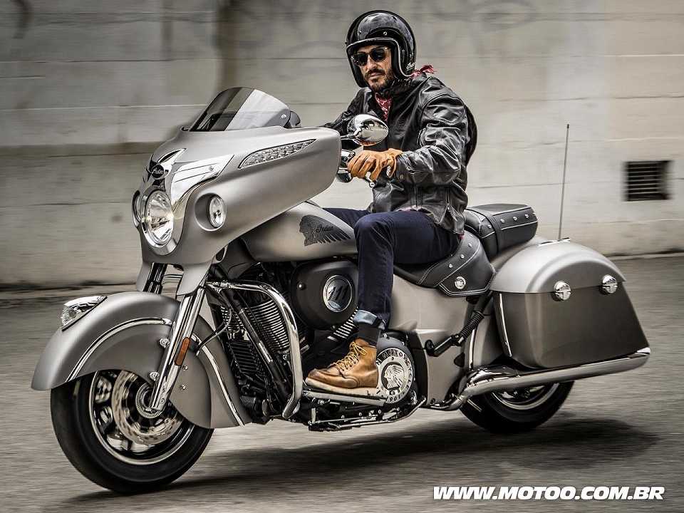 IndianChieftain Dark Horse 2017 - 3/4 frente