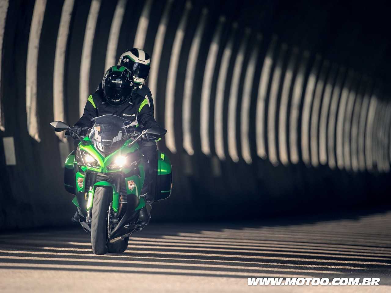 KawasakiNinja 1000 2018 - frente