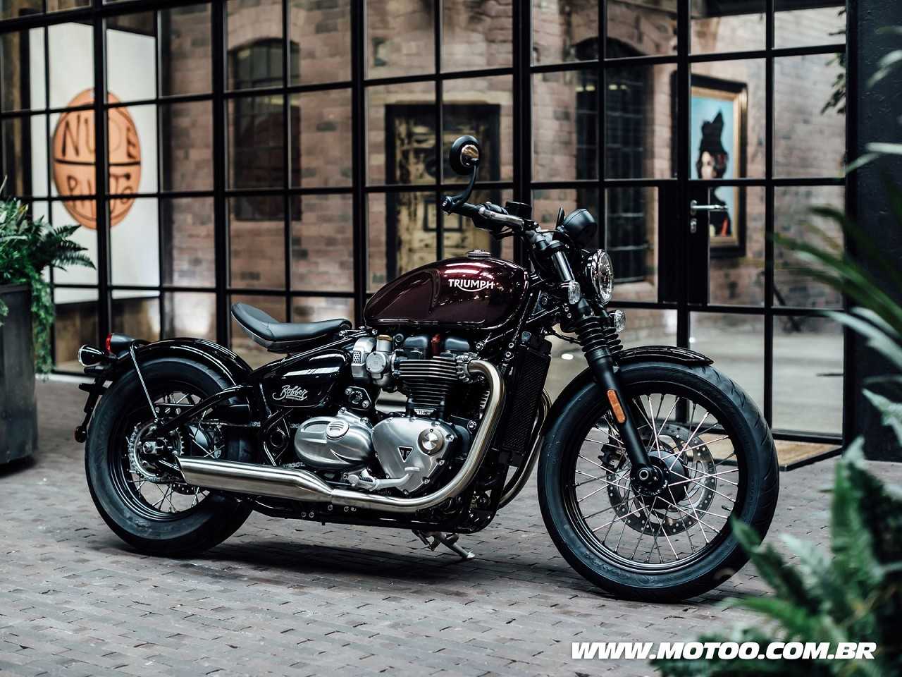 TriumphBonneville Bobber 2018 - 3/4 frente