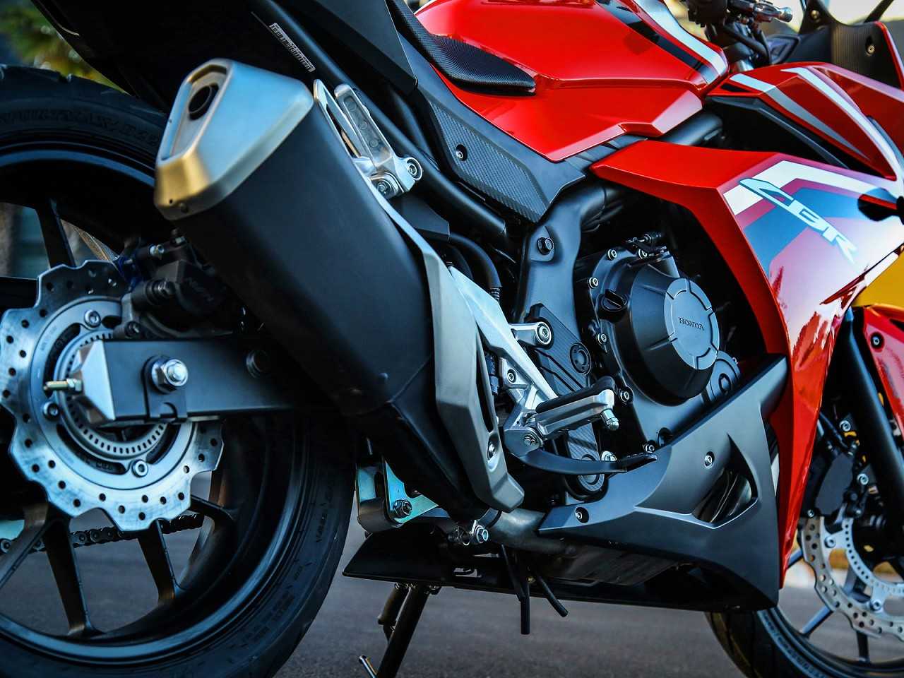 HondaCBR 500R 2018 - acelerador