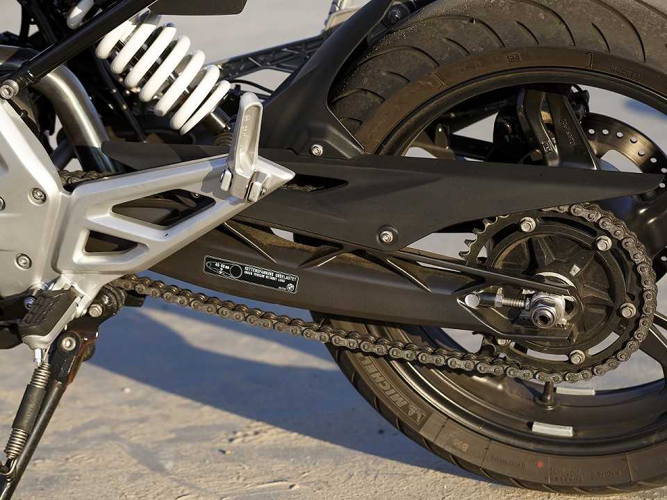BMW G 310 R 2017 - escapamentos