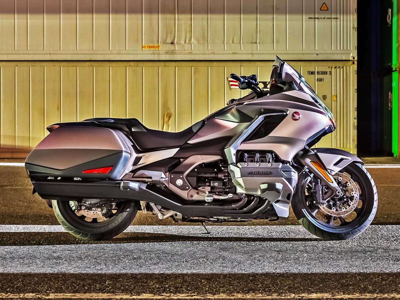 HondaGL 1800 Gold Wing 2019 - lateral