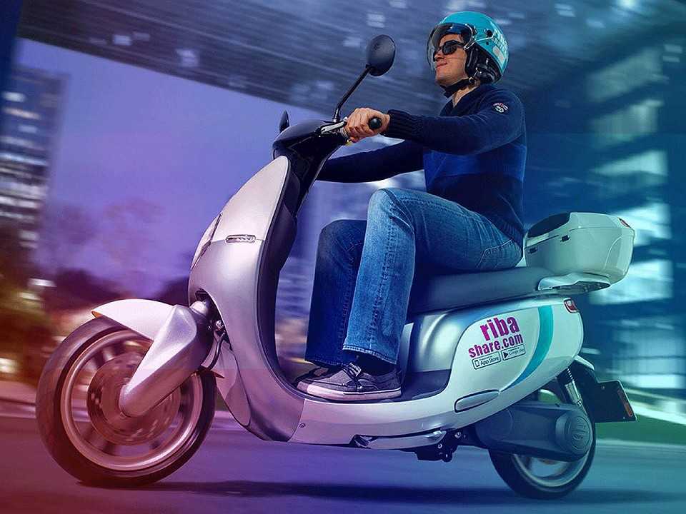 Scooter elÃ©trica utilizada pela Riba Share