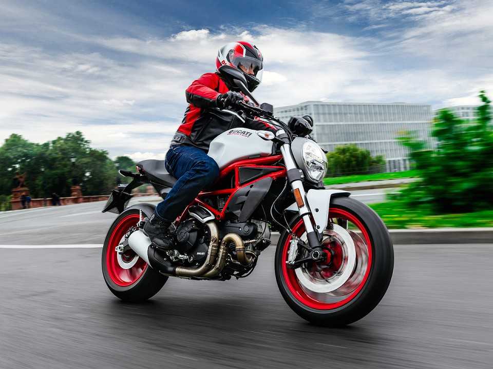 DucatiMonster 797 2018 - 3/4 frente