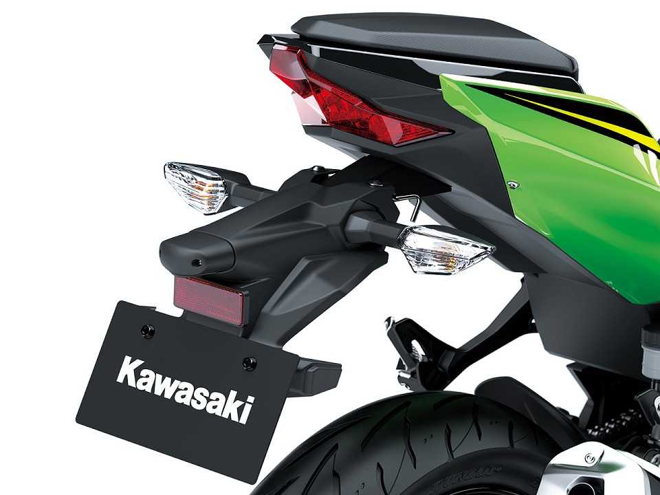 KawasakiNinja 400 2019 - lanternas