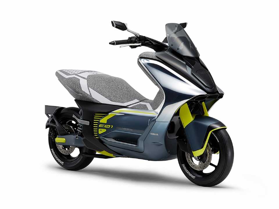 Yamaha E01 Yamaha E01