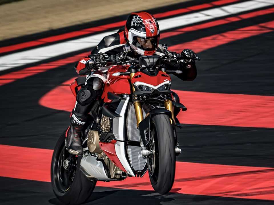 Ducati Streetfighter V4