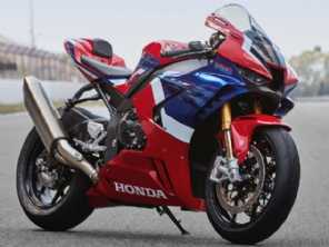 Como seria uma Honda Fireblade naked?