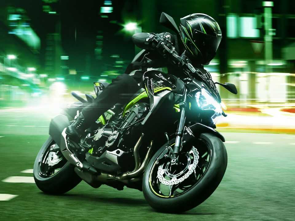 Kawasaki Z900 2021