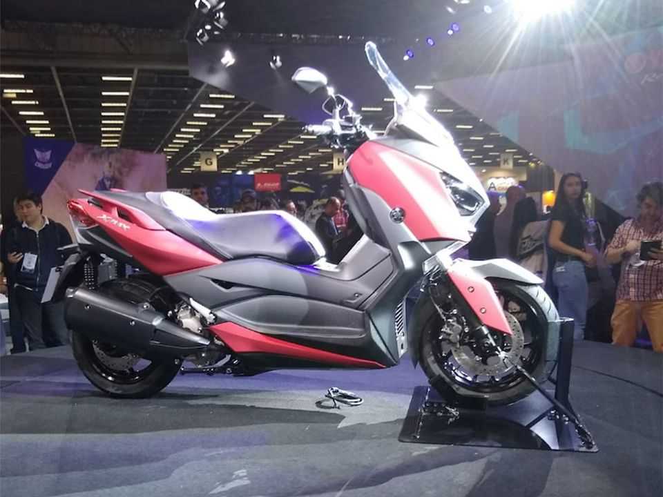 Acima o Yamaha XMax revelado ao pblico brasileiro no Salo Duas Rodas 2019