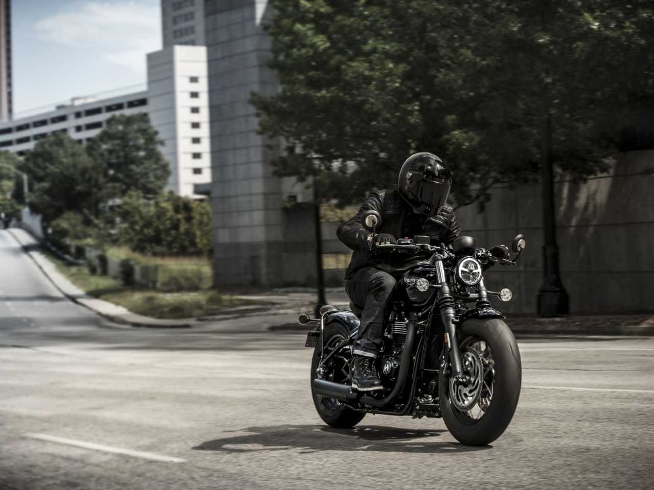 TriumphBonneville Bobber 2019 - 3/4 frente