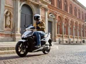 Kymco Downtown 300i