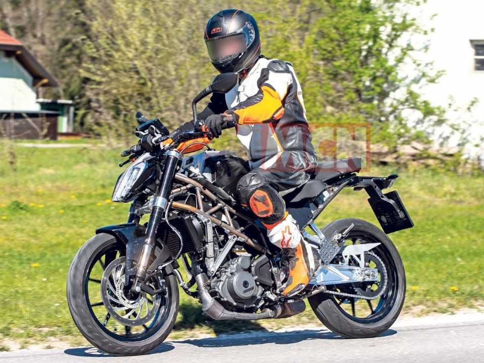 KTM 390 Duke