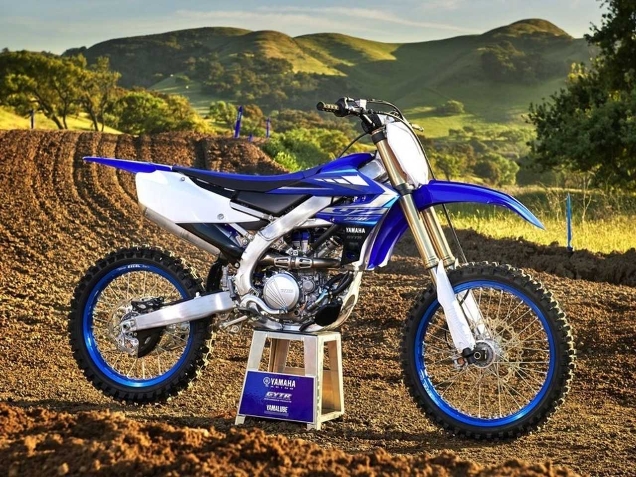 YamahaYZ 450F 2019 - 3/4 frente