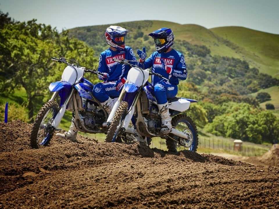 YamahaYZ 450F 2019 - 3/4 frente