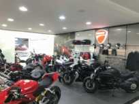 Showroom da concessionária Audi-Ducati em Campo Grande (MS)