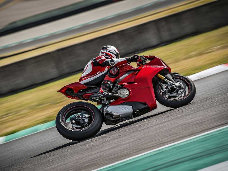 Ducati Panigale V4 S