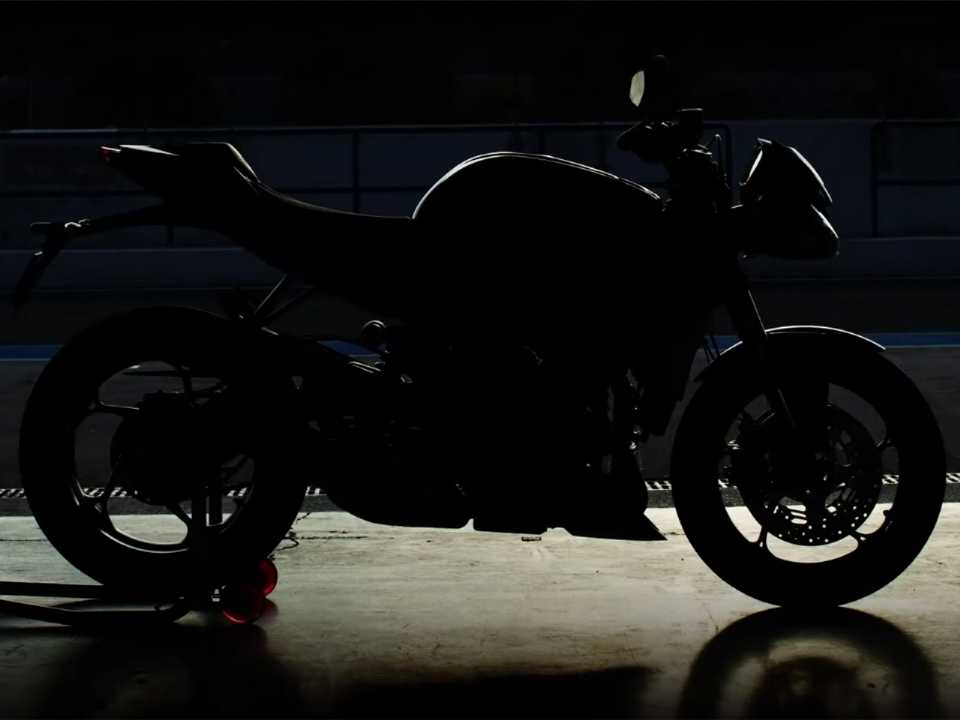 Nova Street Triple RS ser apresentada no dia 7 de outubro