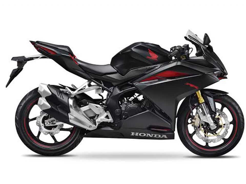 Acima a CBR 250 RR revelada pela Honda no Japo