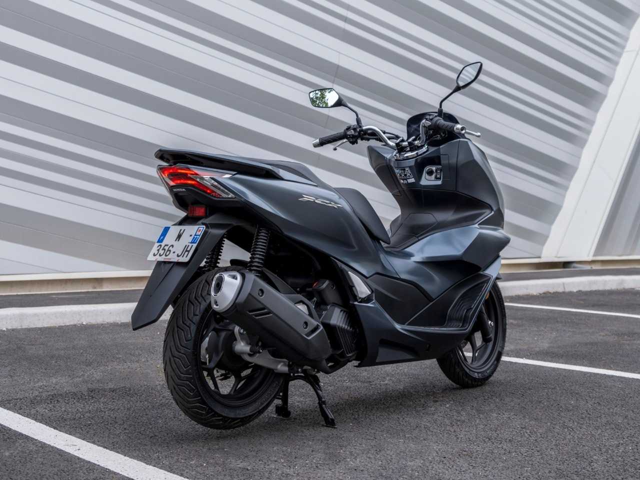 Galeria de fotos Novo Honda PCX 125 confira os detalhes