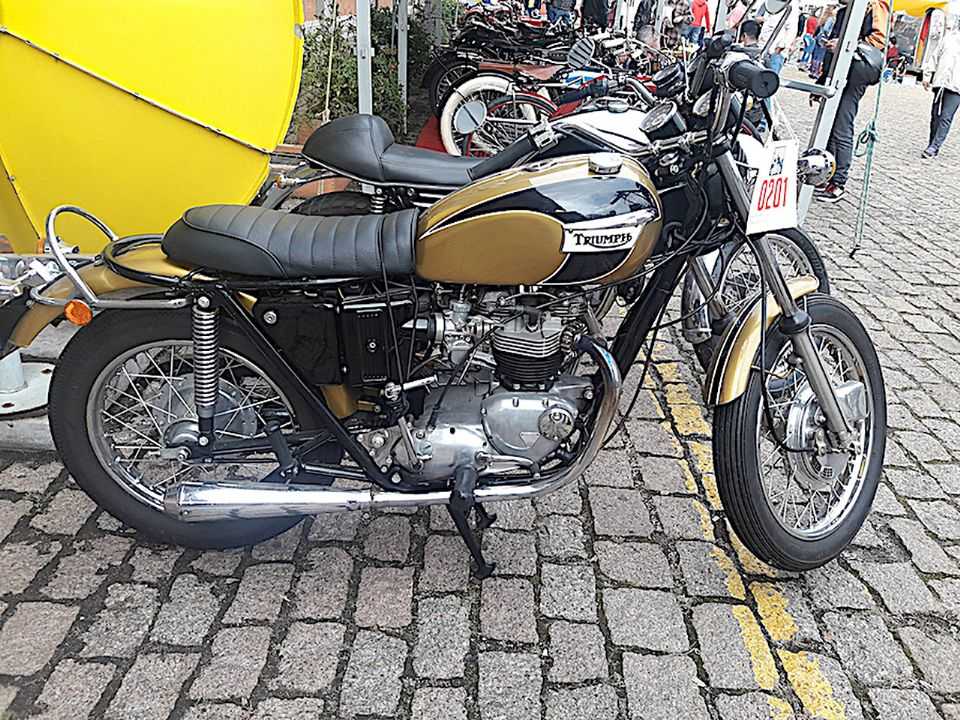 Triumph Bonneville Triumph Bonneville