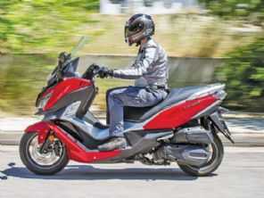 Teste: como anda a nova scooter Cruisym 150