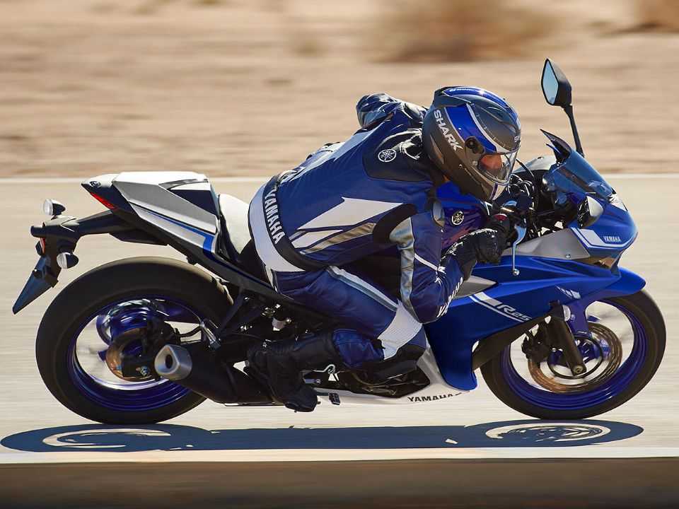 Yamaha YZF-R25 2017