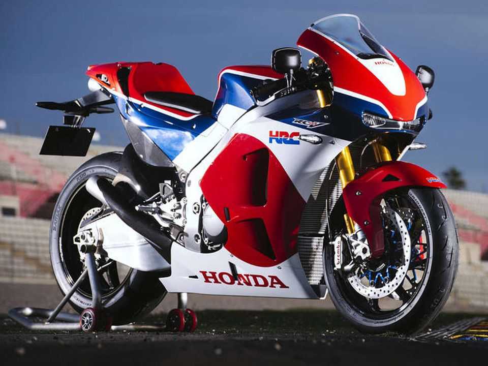 Acima a Honda RC213V-S