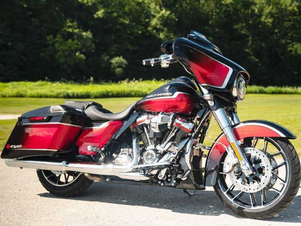 Harley-DavidsonCVO Street Glide 2021 - 3/4 frente