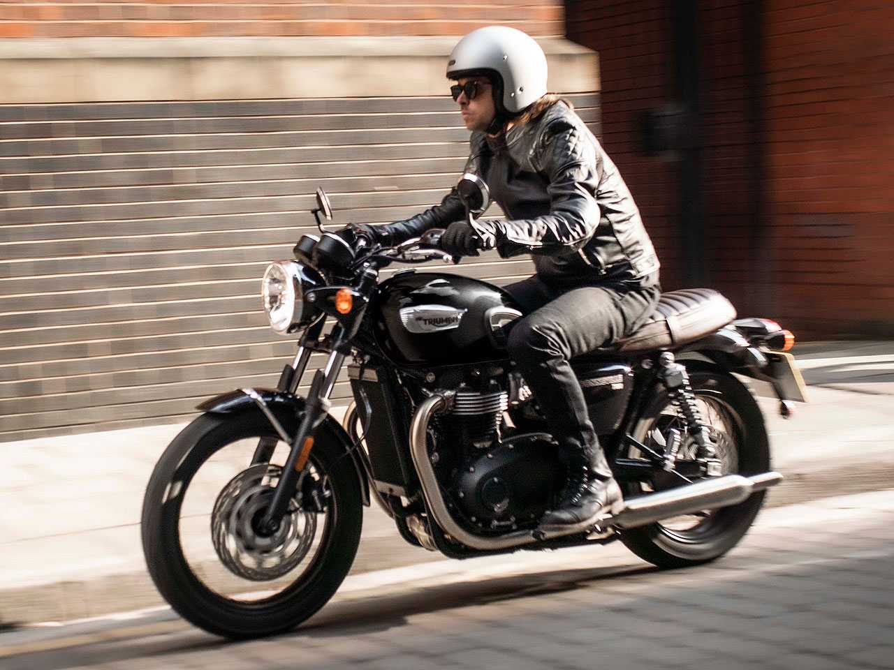 TriumphBonneville 2021 - 3/4 frente