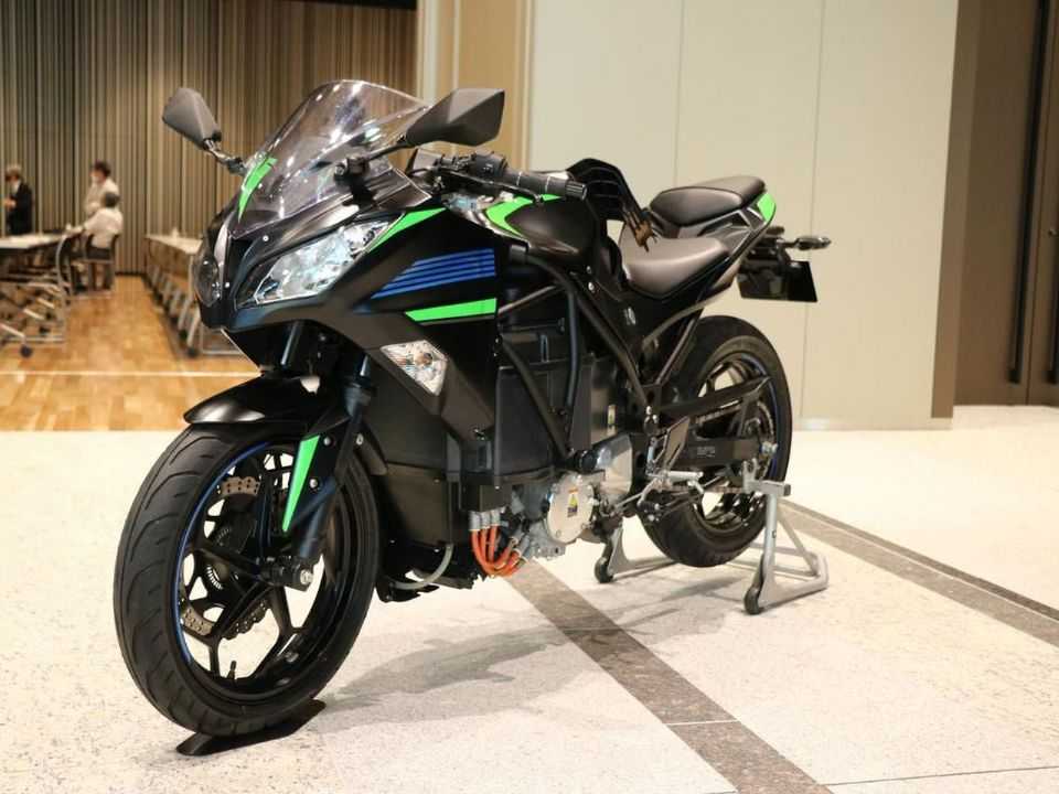 Kawasaki tambm mostrou mais uma vez seu prottipo eltrico