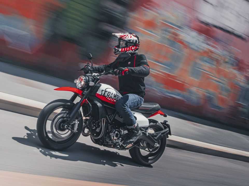 Ducati Scrambler Urban Motard conta com detalhes mais aventureiros