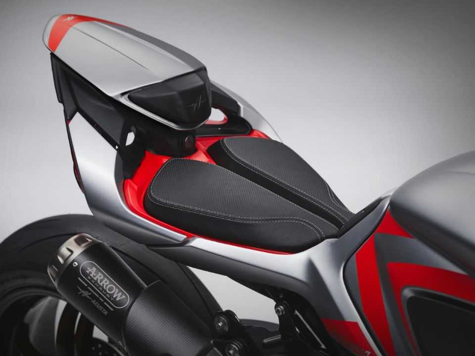 MV Agusta Brutale 1000 RS 2022 - escapamentos