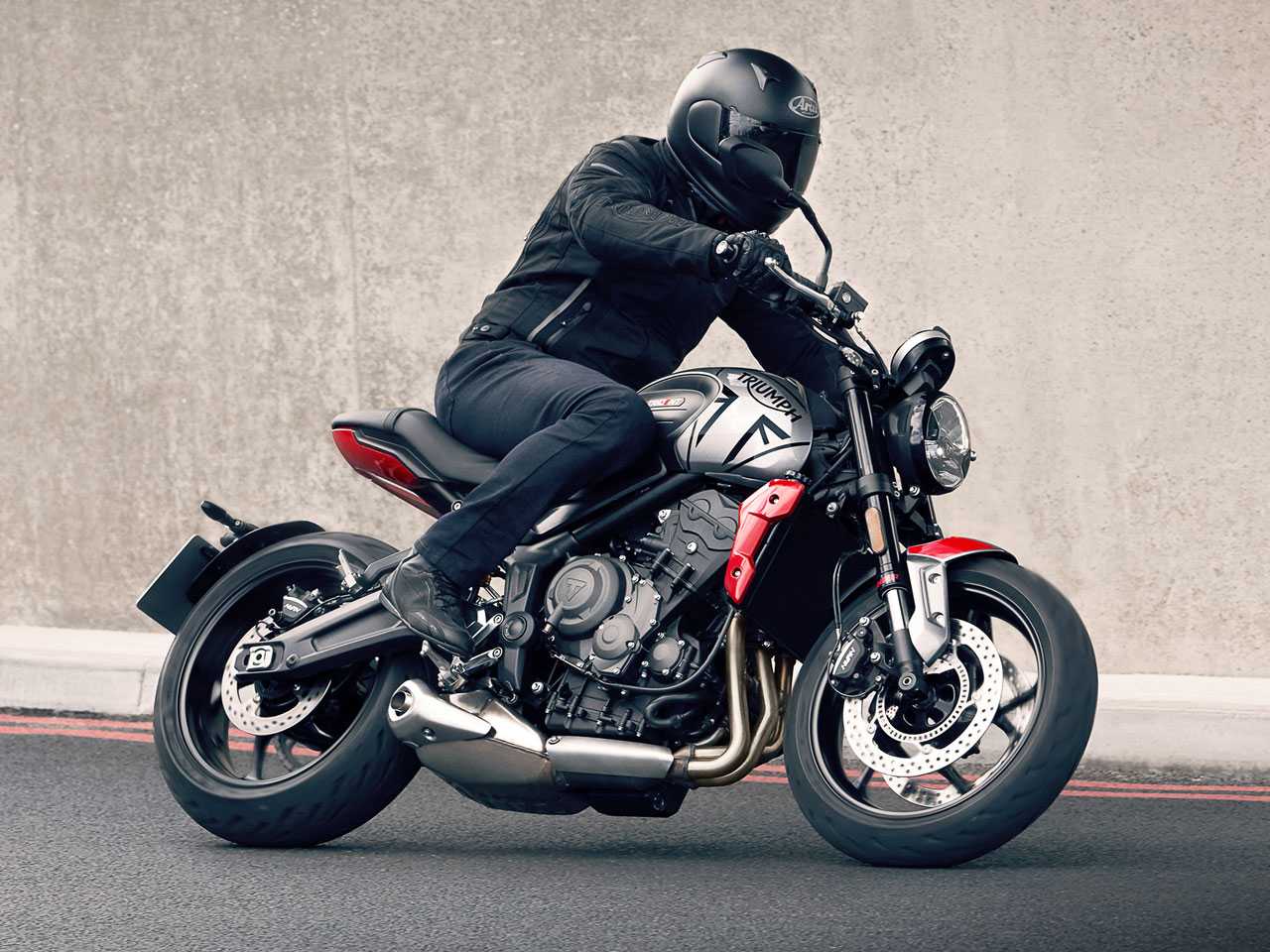 Triumph Trident 660 2021 - 3/4 frente