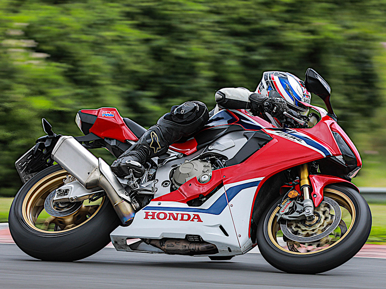 HondaCBR 1000RR-R 2022 - 3/4 frente