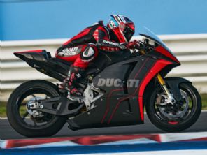 Ducati coloca moto elétrica V21L pela primeira vez na pista